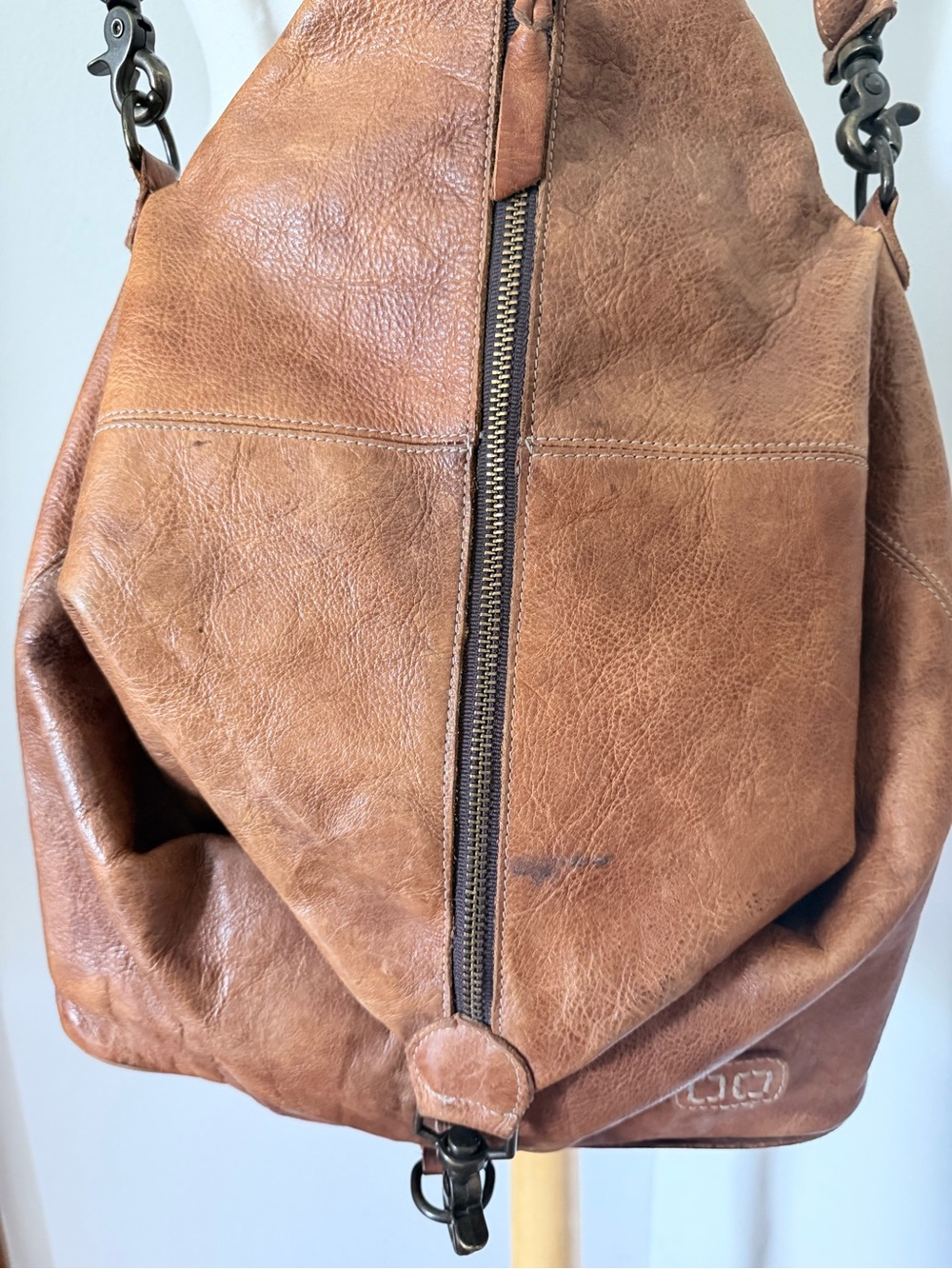 BED|STU Cognac Leather Shoulder Hobo Bag with Center Zip